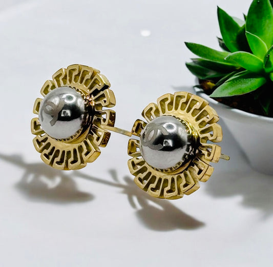 ARETES AURA
